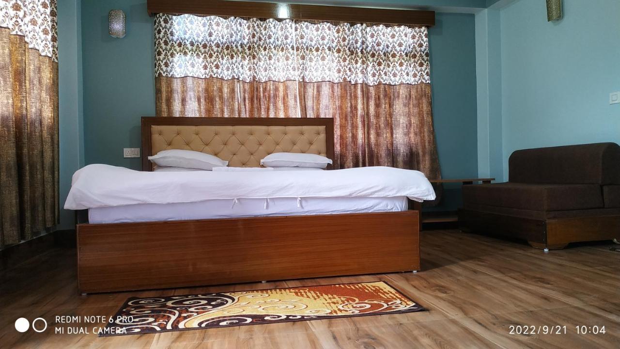 Mandavya Homestay Pelling Exteriör bild